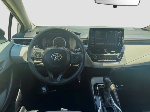 Used 2021 Toyota Corolla LE FWD image 20