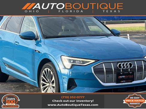 Used 2019 Audi e-tron Prestige w/ Prestige Package AWD/4WD image 1