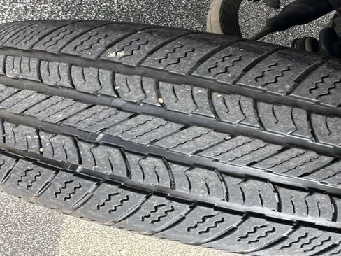 Used 2025 RAM 1500 Laramie image 31