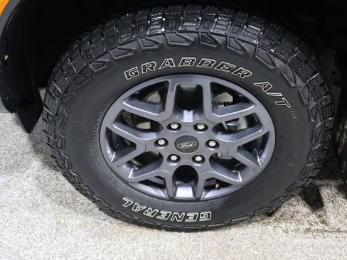 Used 2024 Ford Ranger XLT w/ FX4 Off-Road Package image 9