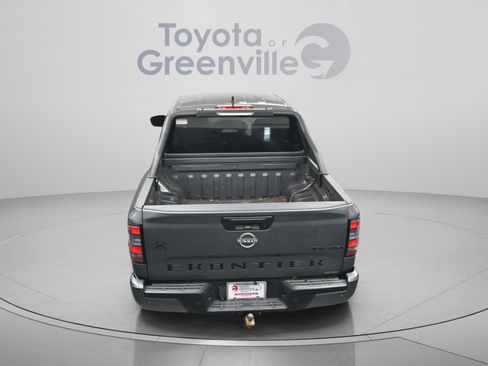 Used 2023 Nissan Frontier SV w/ Midnight Edition Package AWD/4WD image 11