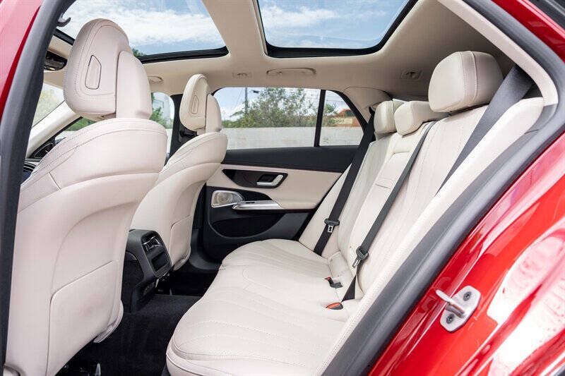 Used 2025 Mercedes-Benz E 450 4MATIC All-Terrain Wagon image 16