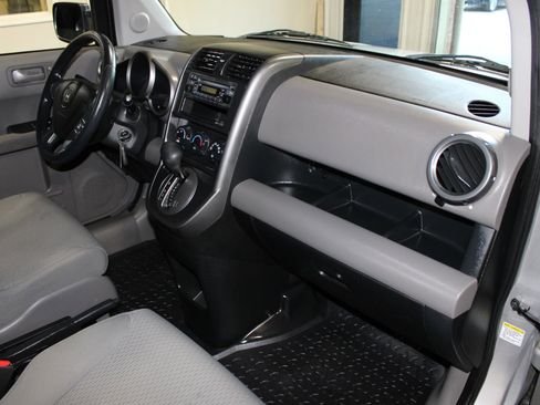 Used 2011 Honda Element LX image 21