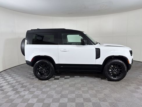 Used 2025 Land Rover Defender 90 X-Dynamic SE AWD/4WD image 7