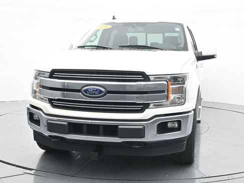 Used 2019 Ford F150 Lariat image 2
