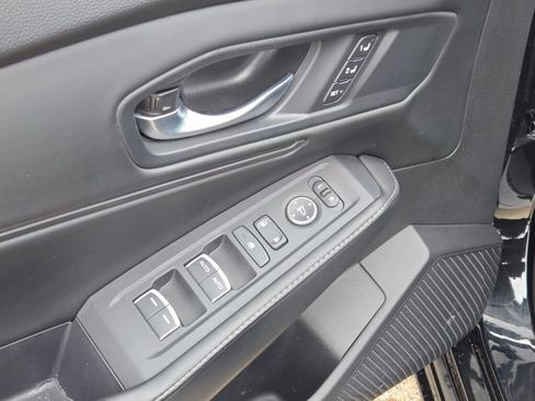 Used 2024 Honda Accord Sport image 18