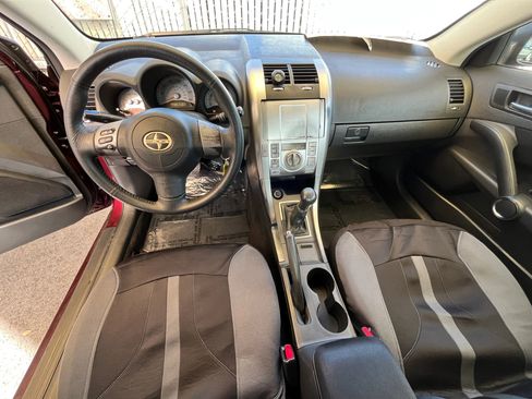 Used 2006 Scion tC Hatchback Coupe 2D image 15