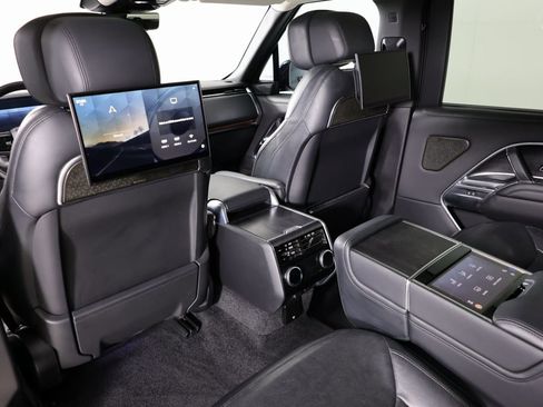 Used 2022 Land Rover Range Rover Long Wheelbase First Edition image 56