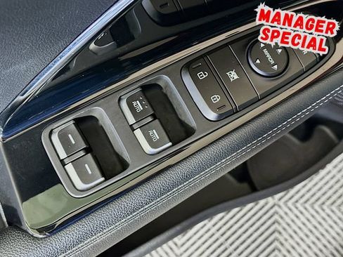 Used 2022 Kia Niro EX FWD image 20