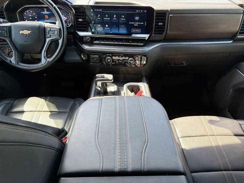 Used 2024 Chevrolet Silverado 1500 High Country w/ Technology Package image 13