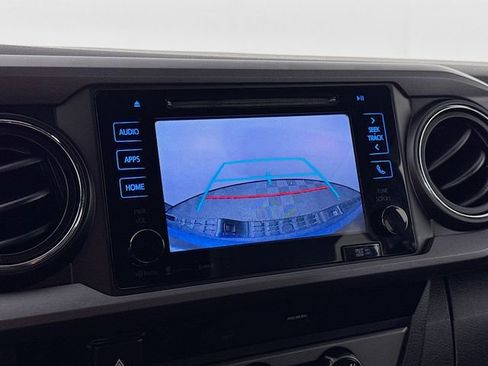 Used 2018 Toyota Tacoma TRD Off-Road image 22