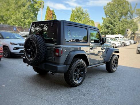 Used 2022 Jeep Wrangler Sport AWD/4WD image 8
