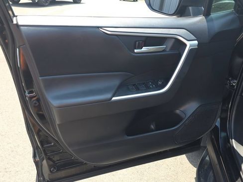 Used 2024 Toyota RAV4 XLE w/ Convenience Package FWD image 11