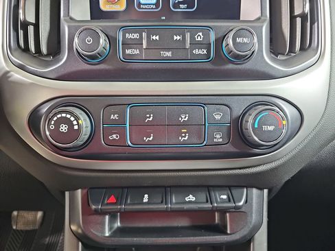 Used 2016 Chevrolet Colorado LT w/ LT Convenience Package image 27