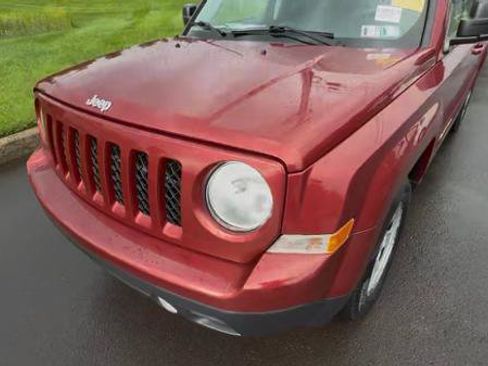 Used 2016 Jeep Patriot Sport w/ Power Value Group AWD/4WD image 2