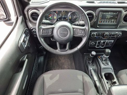 Used 2023 Jeep Wrangler Unlimited w/ Cold Weather Group AWD/4WD image 12