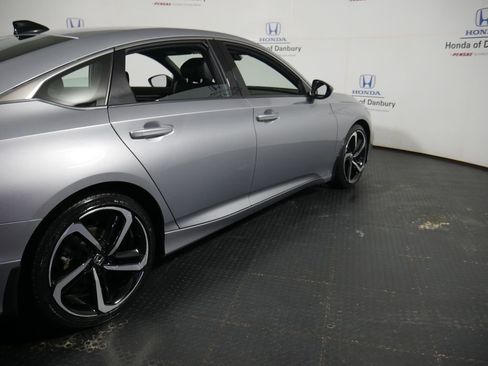 Used 2022 Honda Accord Sport image 4
