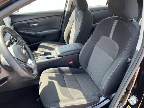 Used 2025 Nissan Sentra SV FWD image 7