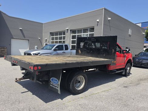 Used 2020 Ford F350 XL w/ Power Equipment Group AWD/4WD image 3