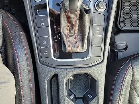 Certified 2021 Volkswagen Jetta GLI Autobahn w/ GLI Autobahn Black Package image 9