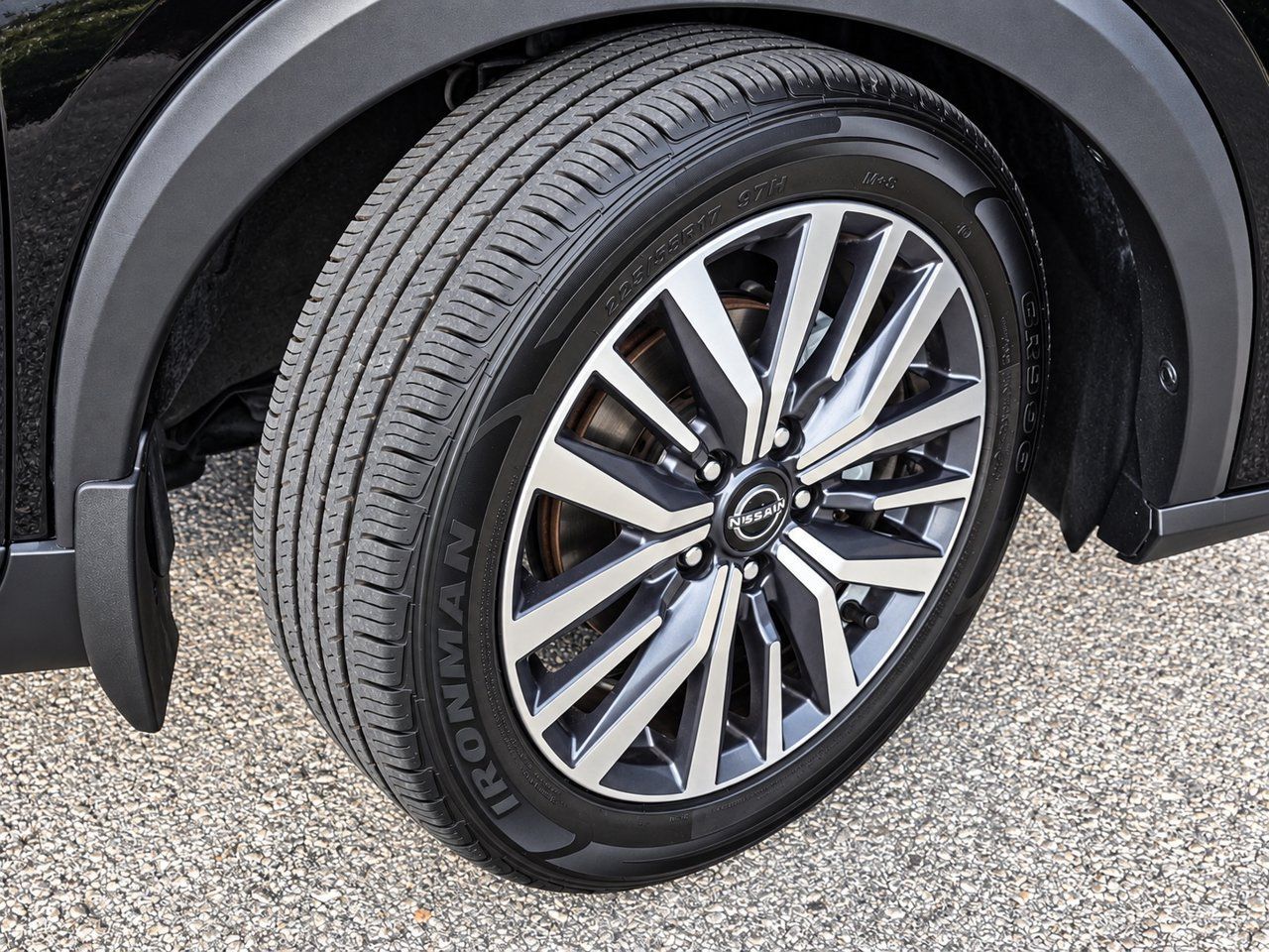 Used 2023 Nissan Kicks SV FWD image 9