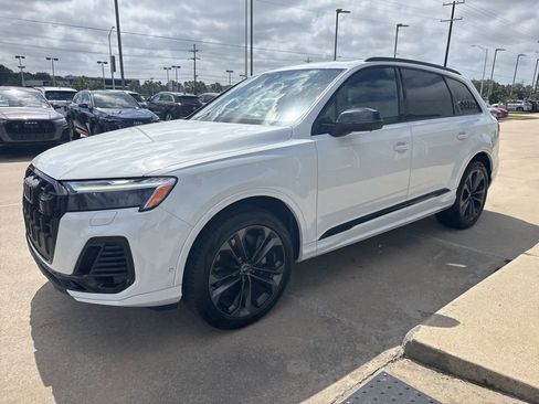Used 2025 Audi Q7 3.0T Premium Plus w/ Premium Plus Package image 5