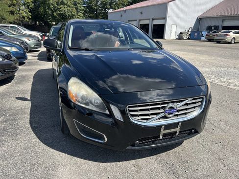 Used 2011 Volvo S60 T6 image 7