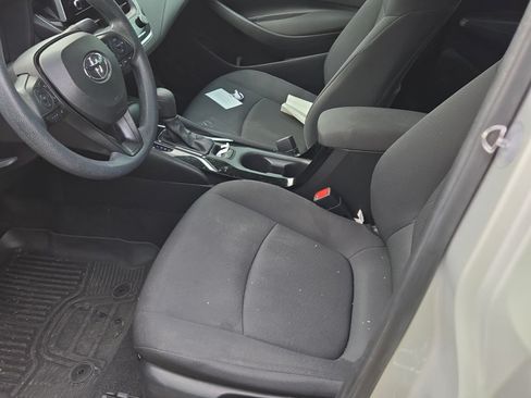 Used 2021 Toyota Corolla LE FWD image 7