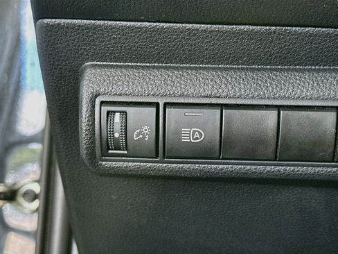 Used 2025 Toyota Corolla LE FWD image 16
