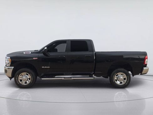 Used 2022 RAM 2500 Big Horn AWD/4WD image 2