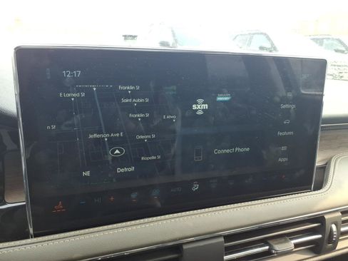 Used 2023 Lincoln Corsair Reserve w/ Equipment Group 201A image 17