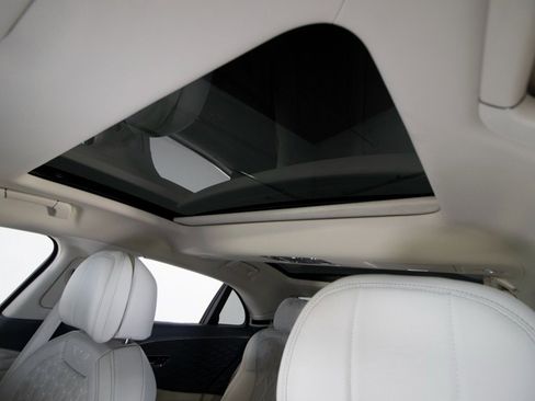 Used 2020 Bentley Flying Spur W12 w/ First Edition Specification image 40