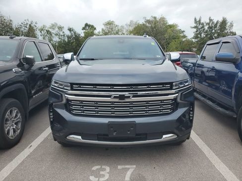 Used 2021 Chevrolet Tahoe Premier w/ Premium Package image 2