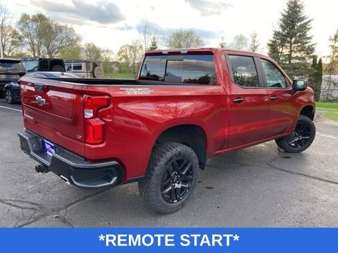 Used 2024 Chevrolet Silverado 1500 LT Trail Boss w/ Convenience Package II AWD/4WD image 6