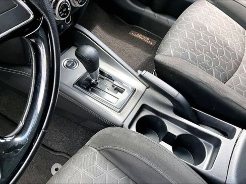 Used 2020 Mitsubishi Outlander Sport SE AWD/4WD image 16