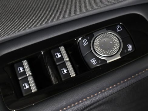 Used 2024 Lincoln Nautilus Premier w/ Equipment Group 102A AWD/4WD image 42