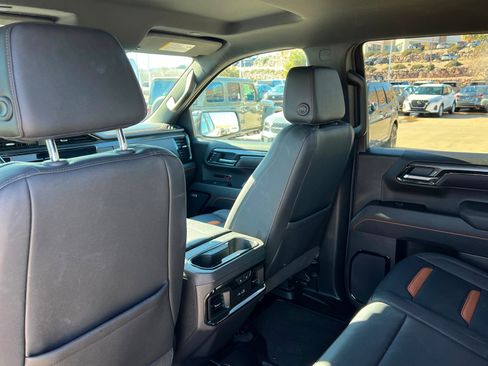 Certified 2025 GMC Sierra 1500 AT4 image 20