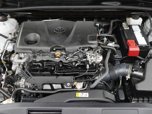 Used 2022 Toyota Camry SE FWD image 28