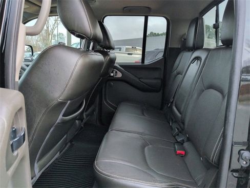 Used 2017 Nissan Frontier PRO-4X w/ Pro-4x Luxury Package image 14