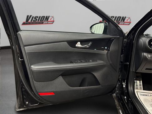 Certified 2023 Kia Forte GT-Line image 22