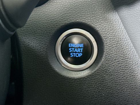 Used 2022 Toyota Corolla LE w/ LE Convenience Package FWD image 21