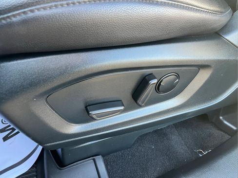 Used 2024 Ford Explorer ST-Line w/ Class IV Trailer Tow Package image 11