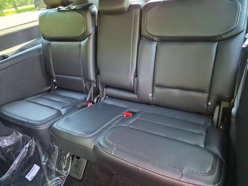 New 2027 Ford Expedition Max Platinum AWD/4WD image 21