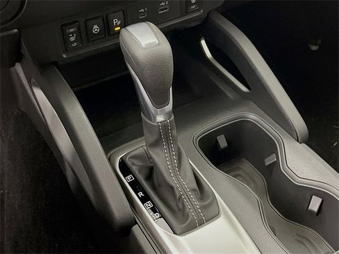 New 2026 Nissan Frontier SV w/ SV Convenience Package image 12