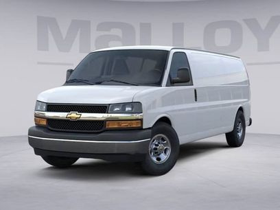 New 2026 Chevrolet Express 3500 Extended w/ Driver Convenience Package