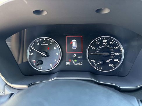Used 2025 Subaru Outback Limited w/ Tech Package 3 AWD/4WD image 40