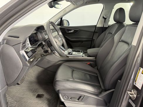 Used 2022 Audi Q7 3.0T Premium Plus w/ Premium Plus Package AWD/4WD image 5