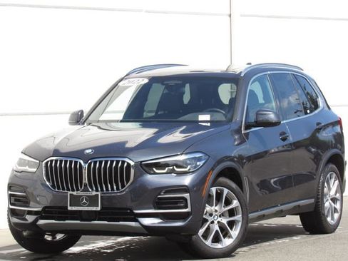 Used 2022 BMW X5 xDrive40i AWD/4WD image 1