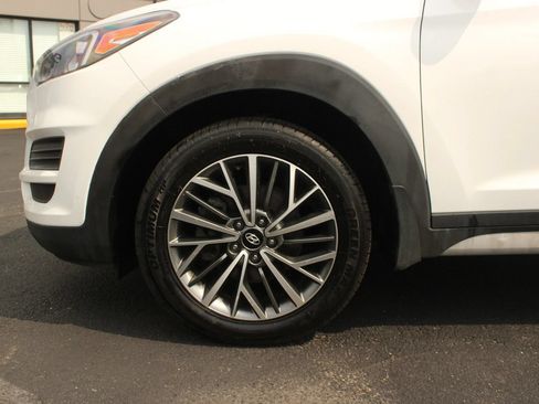 Used 2020 Hyundai Tucson SEL w/ Winter Weather Package AWD/4WD image 3