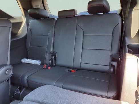 New 2026 Chevrolet Traverse Z71 w/ LPO, Floor Liner Package AWD/4WD image 20